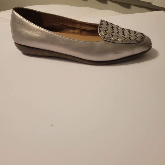 AEROSOLES Silver Woven Flats - Picture 7 of 11